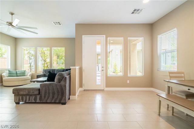 11250 Cactus Tower Avenue 101, Las Vegas, NV 89135
