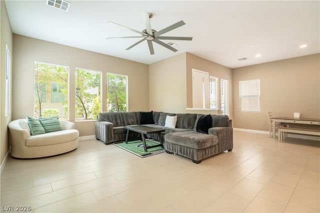 11250 Cactus Tower Avenue 101, Las Vegas, NV 89135