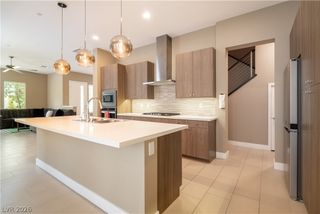11250 Cactus Tower Avenue 101, Las Vegas, NV 89135