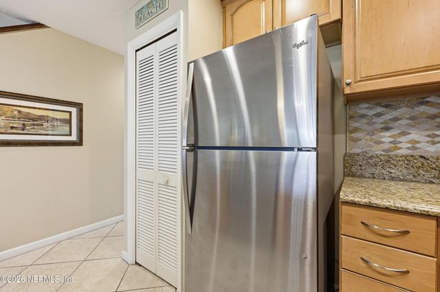 27 VILLAGE DEL LAGO Circle, St. Augustine, FL 32080