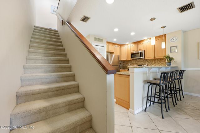 27 VILLAGE DEL LAGO Circle, St. Augustine, FL 32080