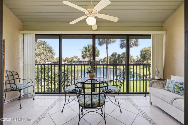 27 VILLAGE DEL LAGO Circle, St. Augustine, FL 32080