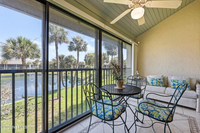 27 VILLAGE DEL LAGO Circle, St. Augustine, FL 32080