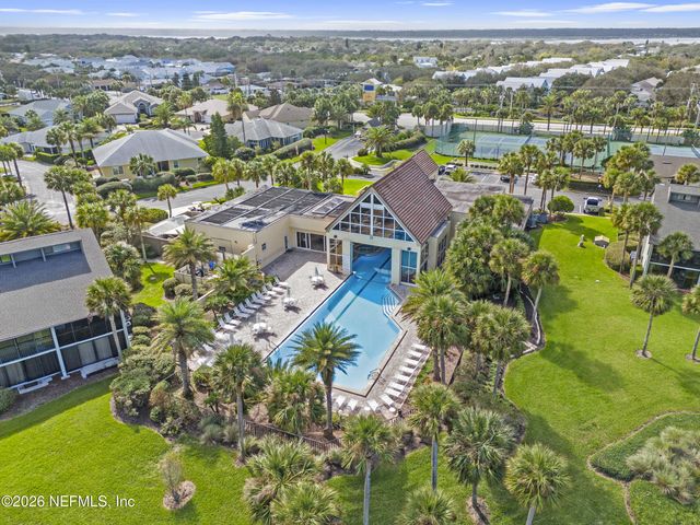 27 VILLAGE DEL LAGO Circle, St. Augustine, FL 32080
