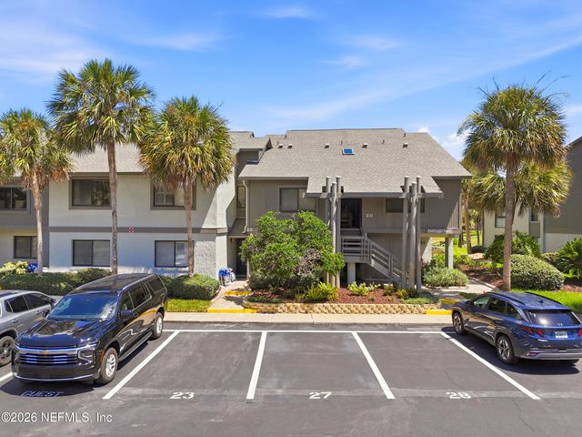 27 VILLAGE DEL LAGO Circle, St. Augustine, FL 32080