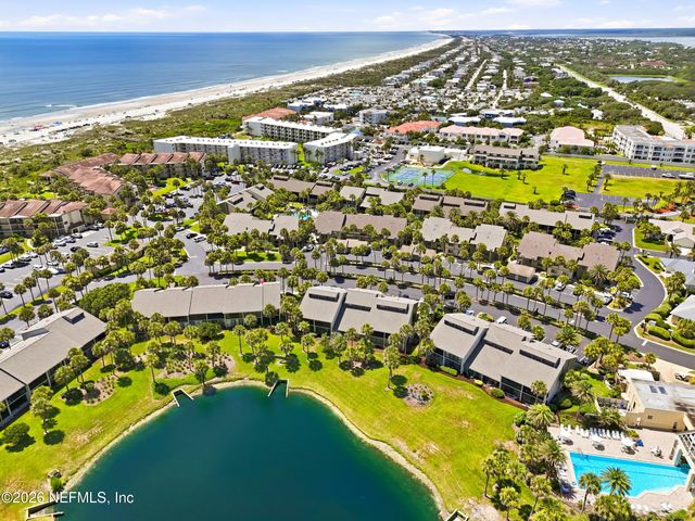 27 VILLAGE DEL LAGO Circle, St. Augustine, FL 32080
