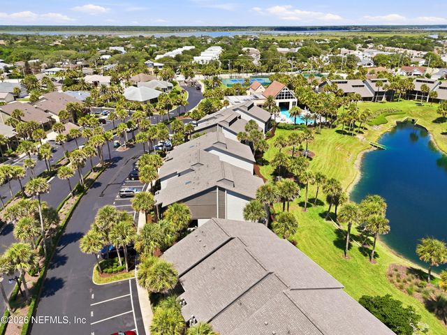 27 VILLAGE DEL LAGO Circle, St. Augustine, FL 32080