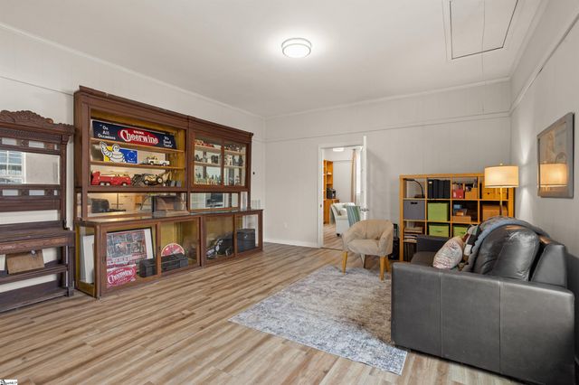 4 Windfield Road, Greenville, SC 29607