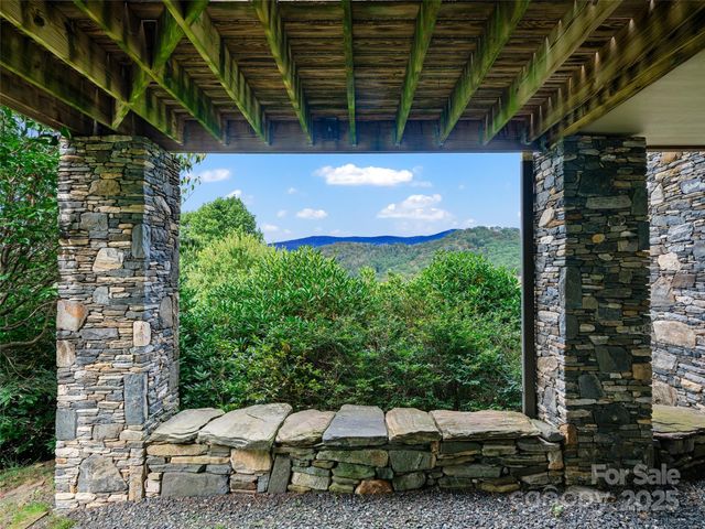1992 Green Creek Road, Bakersville, NC 28705
