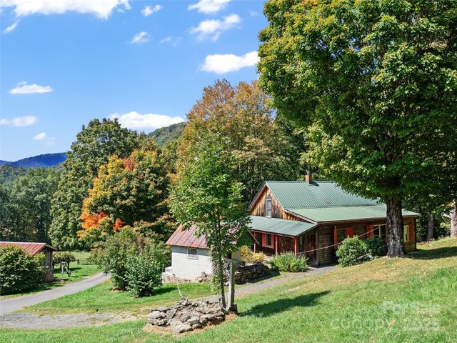 1992 Green Creek Road, Bakersville, NC 28705