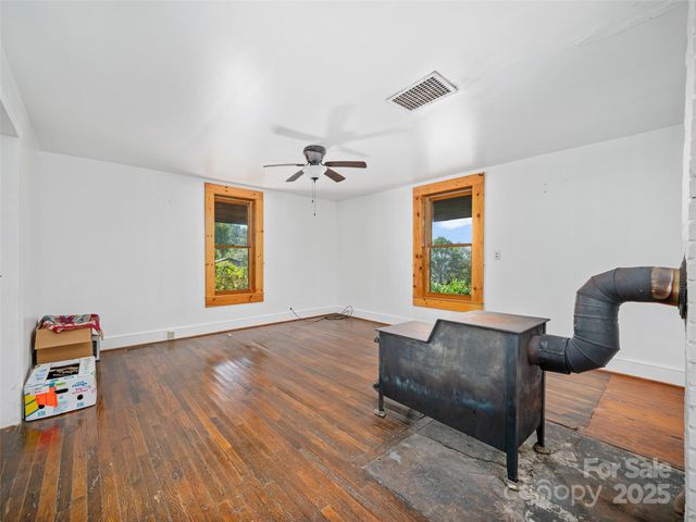 1992 Green Creek Road, Bakersville, NC 28705