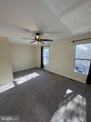 7 DRUMCASTLE CT, Germantown, MD 20876