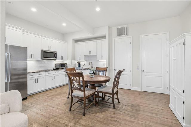 1261 Cornerstone Dr, El Dorado Hills, CA 95762