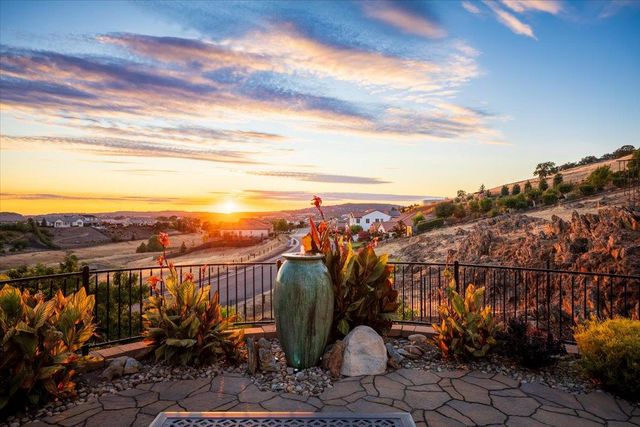 1261 Cornerstone Dr, El Dorado Hills, CA 95762