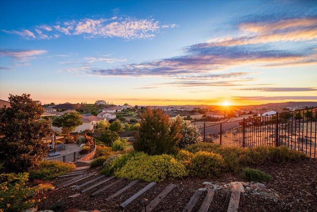 1261 Cornerstone Dr, El Dorado Hills, CA 95762