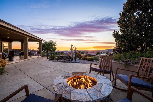 1261 Cornerstone Dr, El Dorado Hills, CA 95762