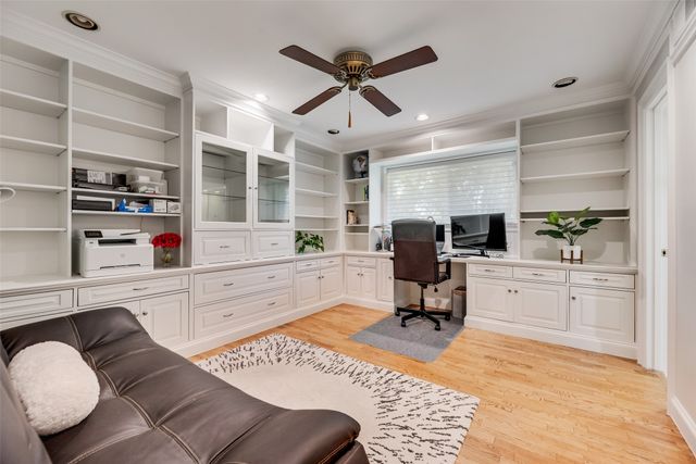 3825 Echo Brook Lane, Dallas, TX 75229