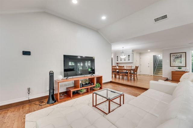 3825 Echo Brook Lane, Dallas, TX 75229