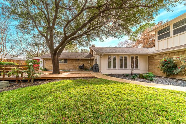 3825 Echo Brook Lane, Dallas, TX 75229