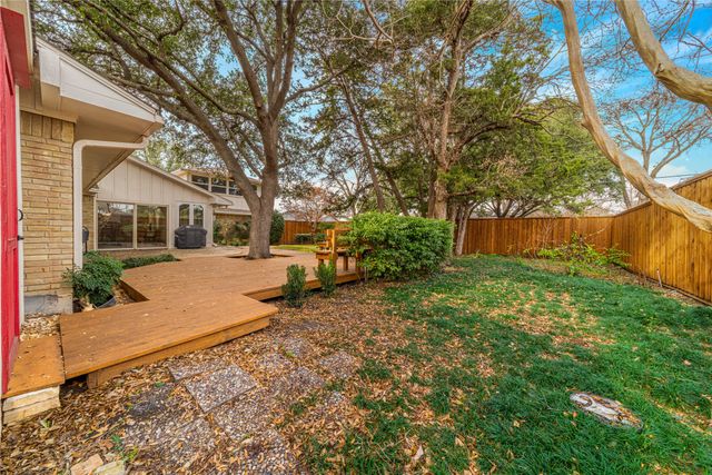 3825 Echo Brook Lane, Dallas, TX 75229