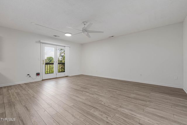 2700 Indian Ridge Road 19, Johnson City, TN 37604
