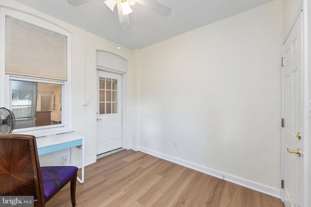 916 SHEPHERD ST NW, Washington, DC 20011