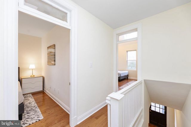 916 SHEPHERD ST NW, Washington, DC 20011