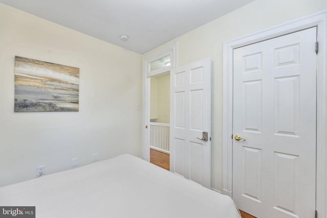 916 SHEPHERD ST NW, Washington, DC 20011