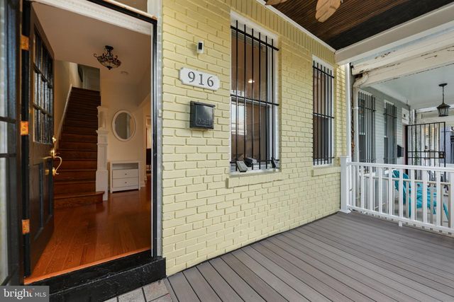 916 SHEPHERD ST NW, Washington, DC 20011