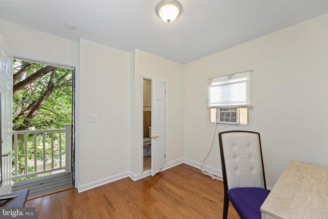916 SHEPHERD ST NW, Washington, DC 20011