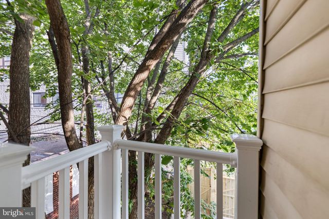 916 SHEPHERD ST NW, Washington, DC 20011