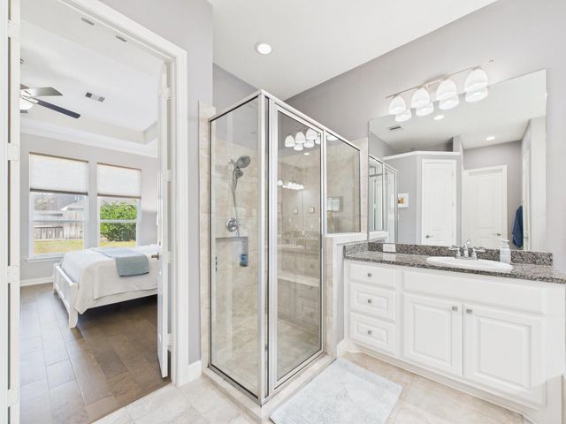14115 Dunsmore Landing Drive, Houston, TX 77059