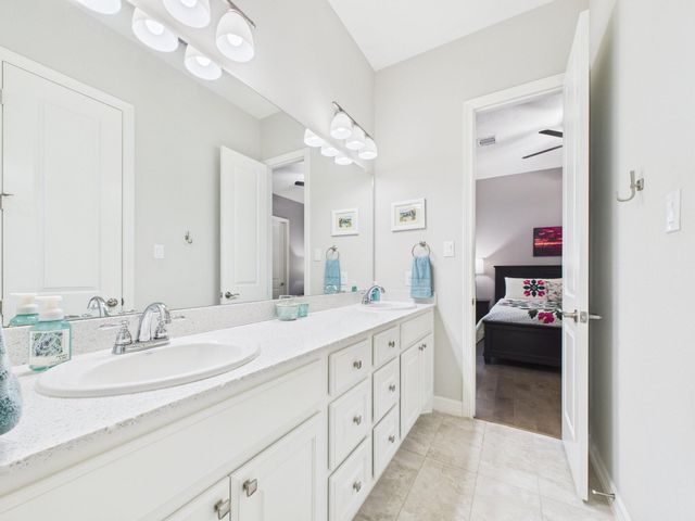 14115 Dunsmore Landing Drive, Houston, TX 77059