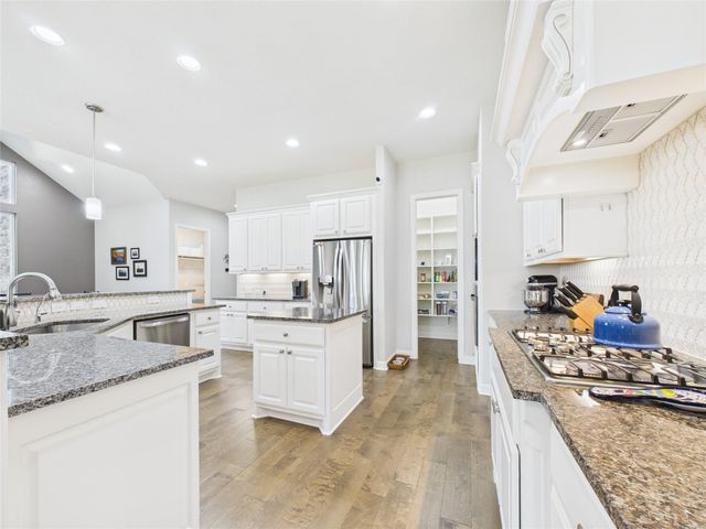 14115 Dunsmore Landing Drive, Houston, TX 77059