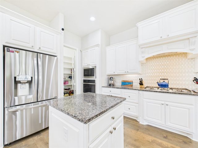 14115 Dunsmore Landing Drive, Houston, TX 77059