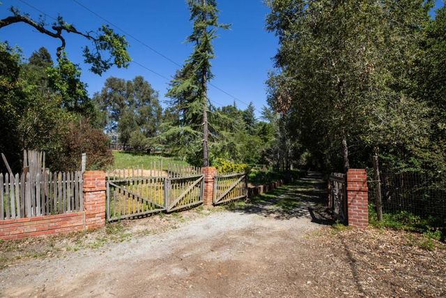 391 Mountain Home Road, Woodside, CA 94062