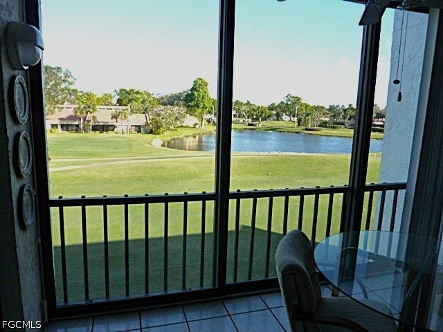 4586 Trawler CT 304, Fort Myers, FL 33919
