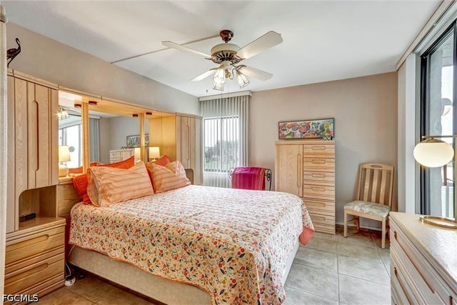4586 Trawler CT 304, Fort Myers, FL 33919