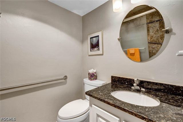 4586 Trawler CT 304, Fort Myers, FL 33919