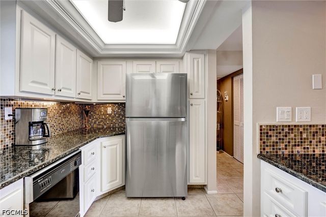 4586 Trawler CT 304, Fort Myers, FL 33919