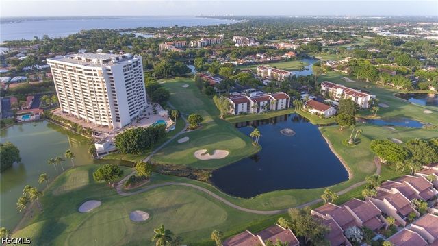 4586 Trawler CT 304, Fort Myers, FL 33919