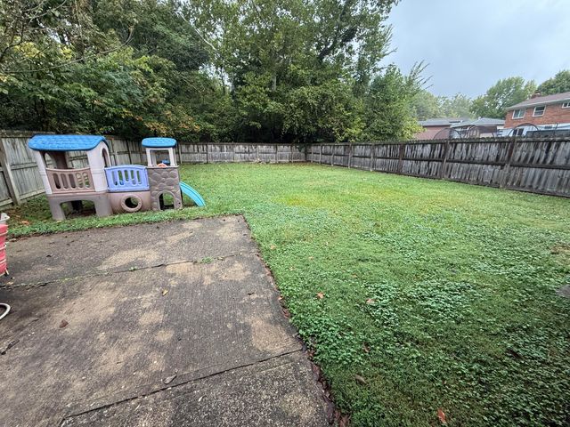 7796 Walnut Creek Drive, Florence, KY 41042