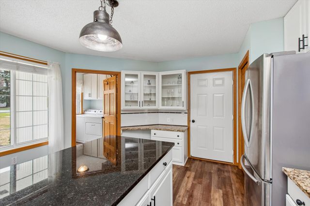 7578 Hinton Park Avenue S, Cottage Grove, MN 55016