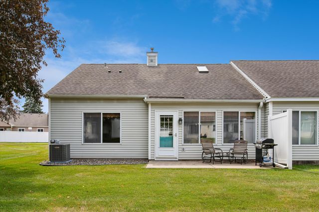 7578 Hinton Park Avenue S, Cottage Grove, MN 55016