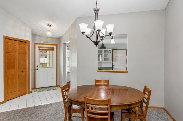 7578 Hinton Park Avenue S, Cottage Grove, MN 55016