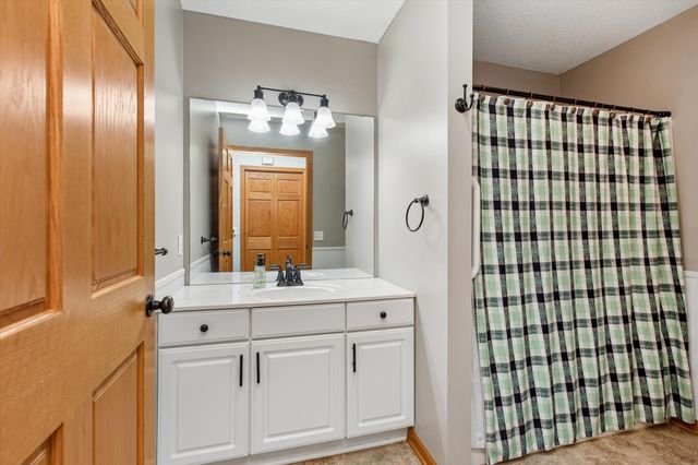 7578 Hinton Park Avenue S, Cottage Grove, MN 55016
