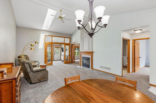 7578 Hinton Park Avenue S, Cottage Grove, MN 55016