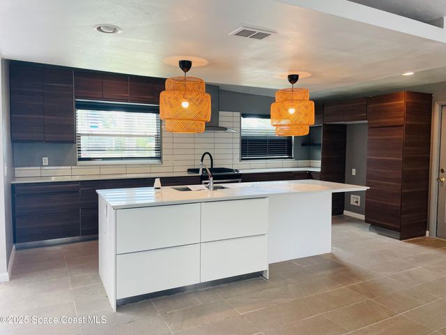 235 NE 2nd Street, Satellite Beach, FL 32937