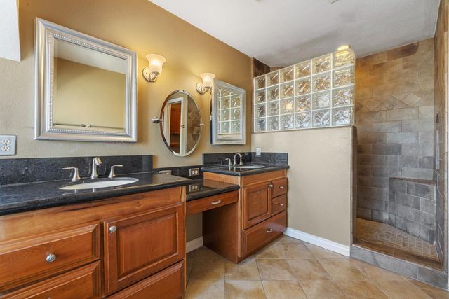 5133 Almsbury Dr, Salida, CA 95368