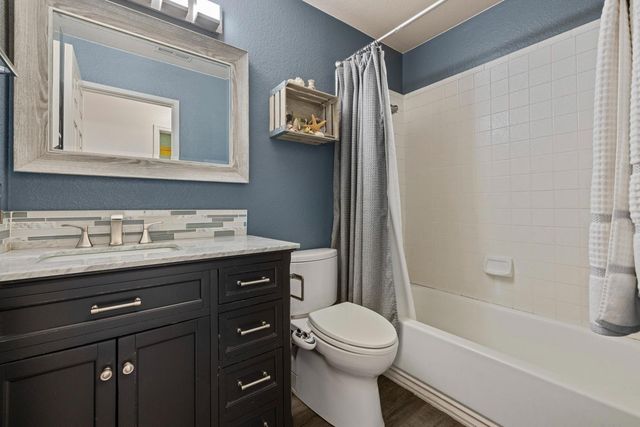 5133 Almsbury Dr, Salida, CA 95368